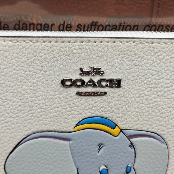 Coach Fashion Wallet - Picture 6 of 6